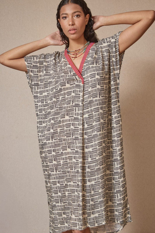 KAFTAN PRETO E BRANCO