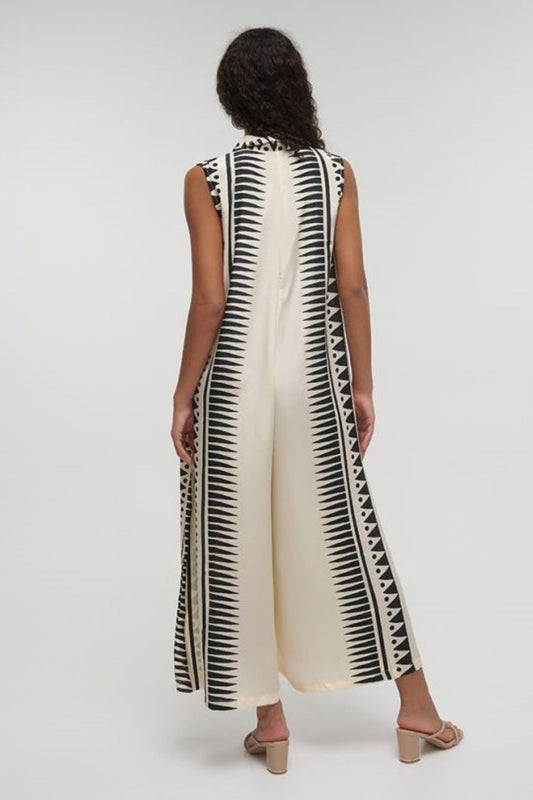 MACACÃO BEGE E PRETO