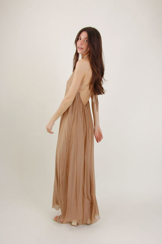 VESTIDO LONGO SEM COSTAS