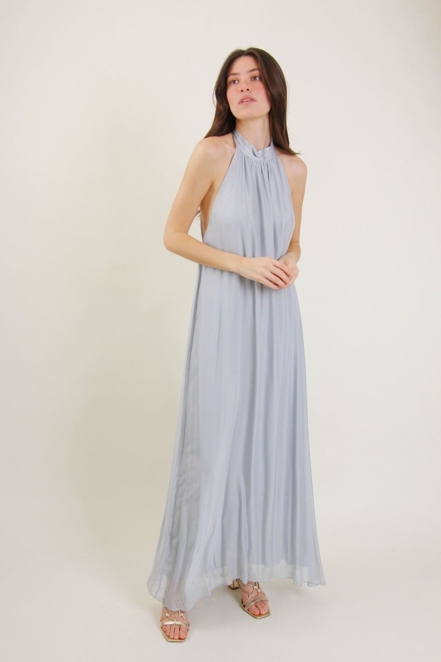 VESTIDO LONGO SEM COSTAS