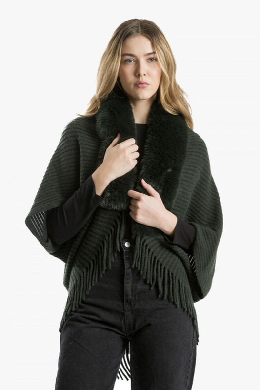 PONCHO VERDE ESCURO COM PELO