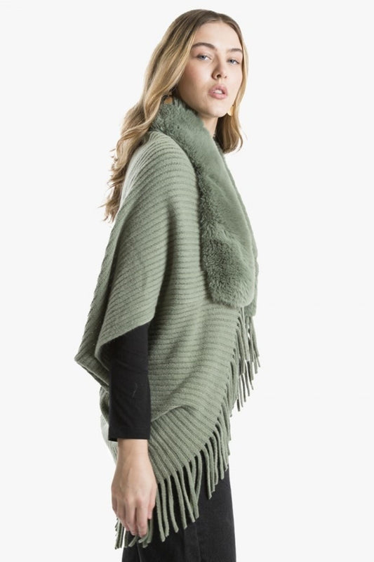 PONCHO VERDE ÁGUA COM PELO