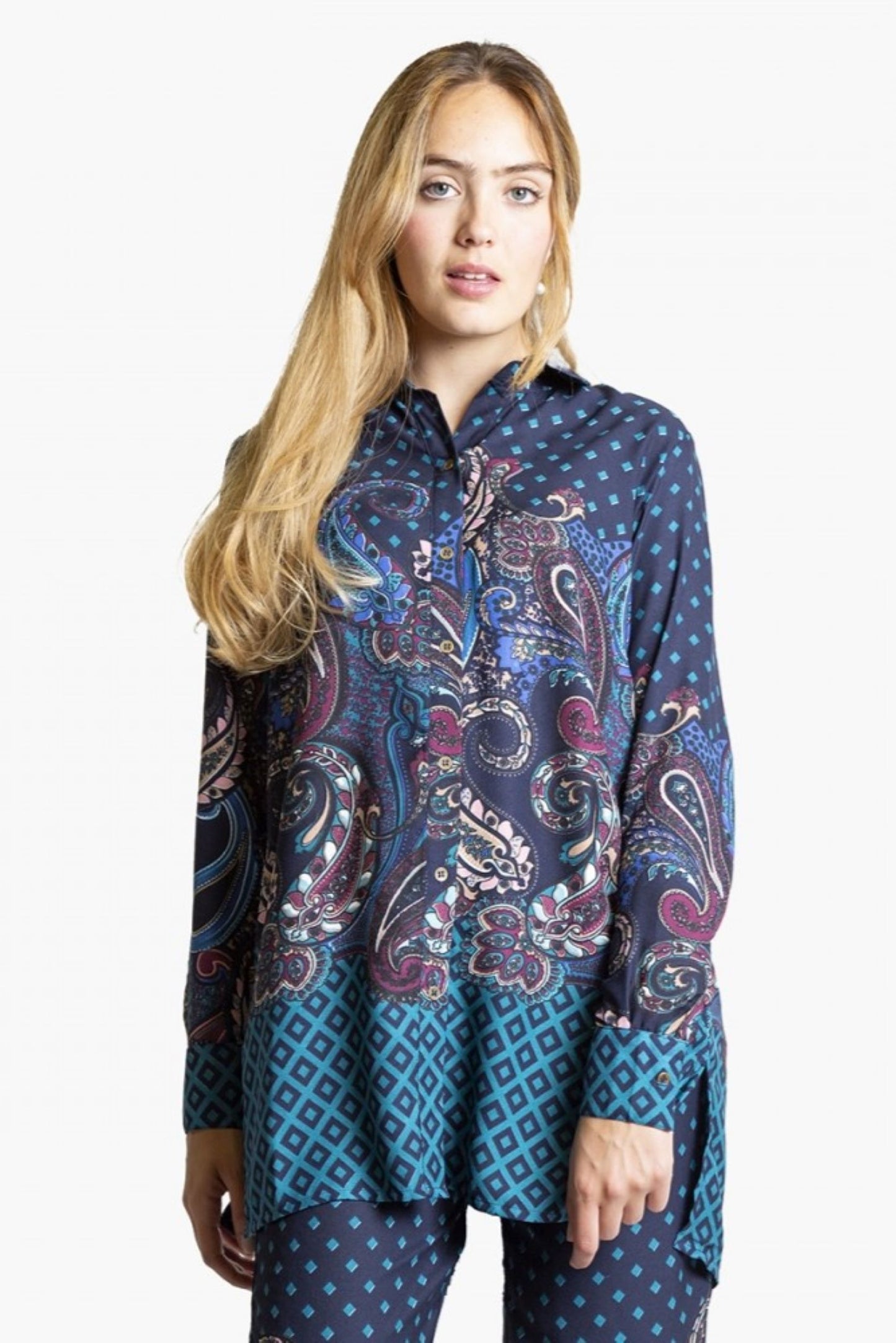 BLUSA ESTAMPADO "PAISLEY AND GEO"