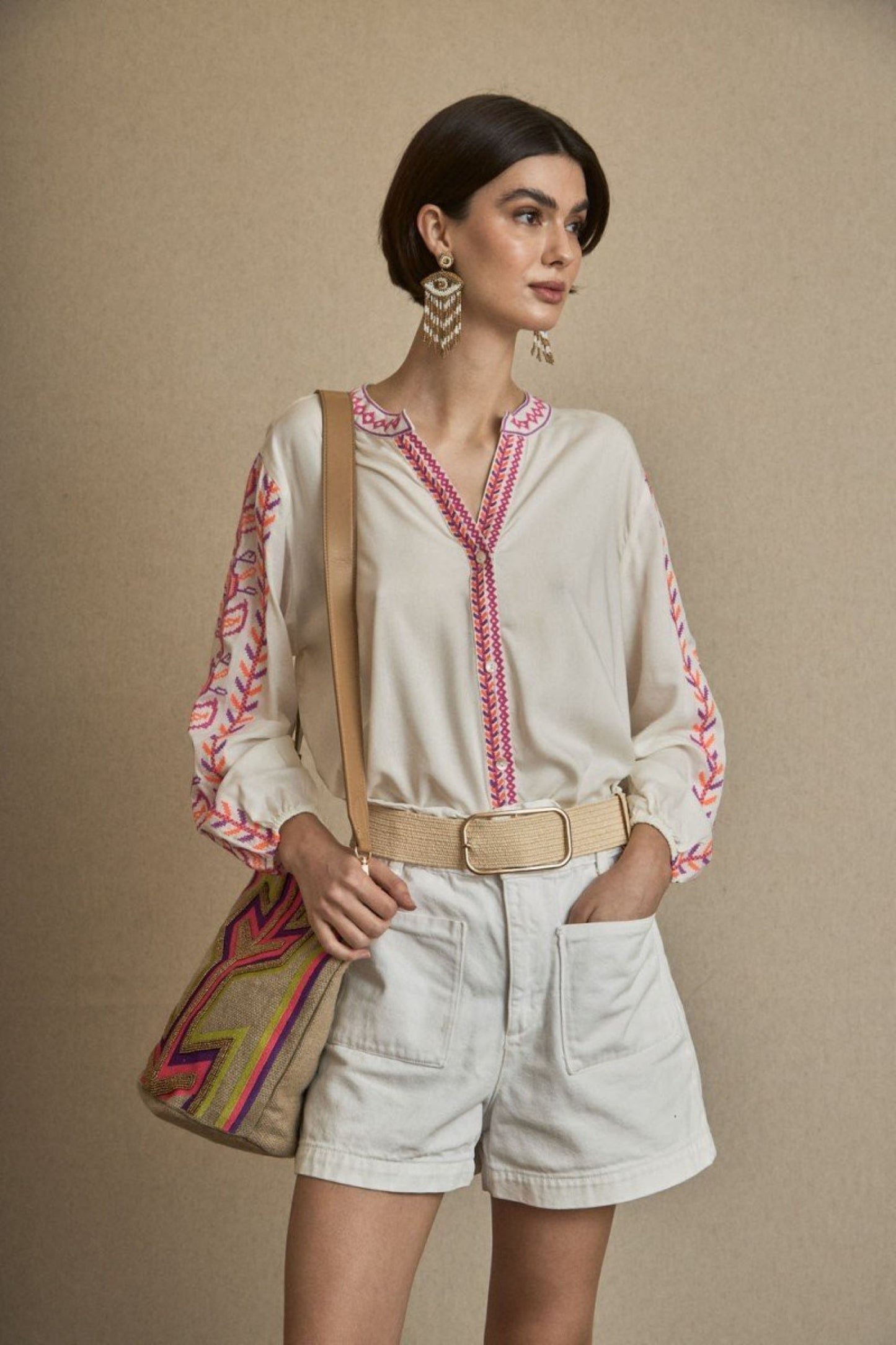 BLUSA BORDADA