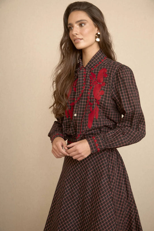 BLUSA XADREZ BORDADA