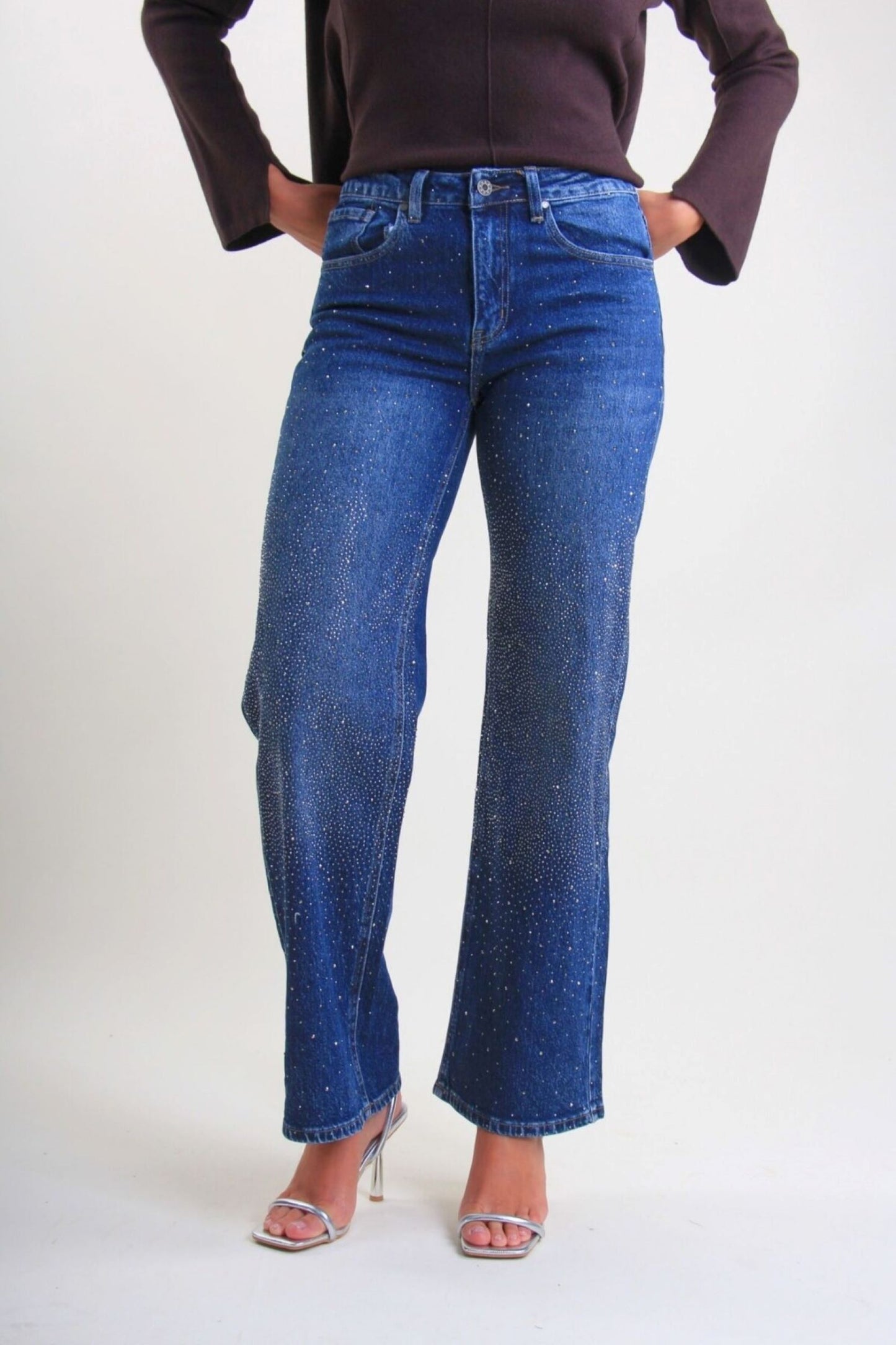 CALÇA DE GANGA COM BRILHANTES
