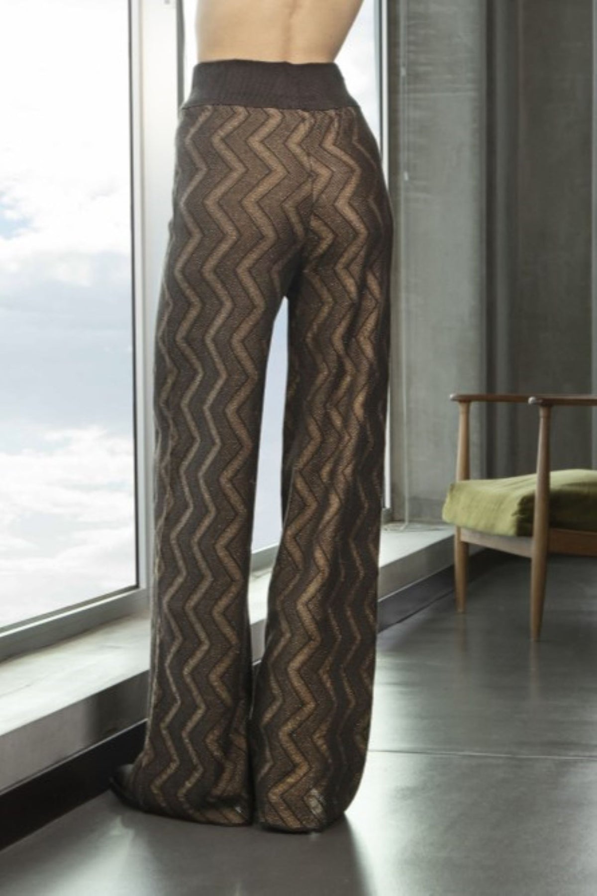 CALÇAS DE LÃ E LUREX