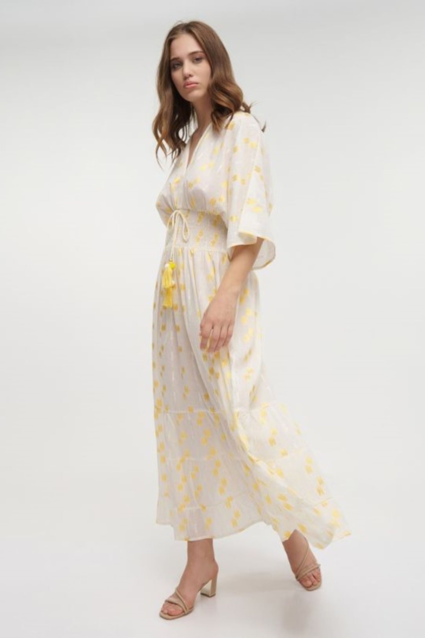 VESTIDO LONGO BRANCO E AMARELO