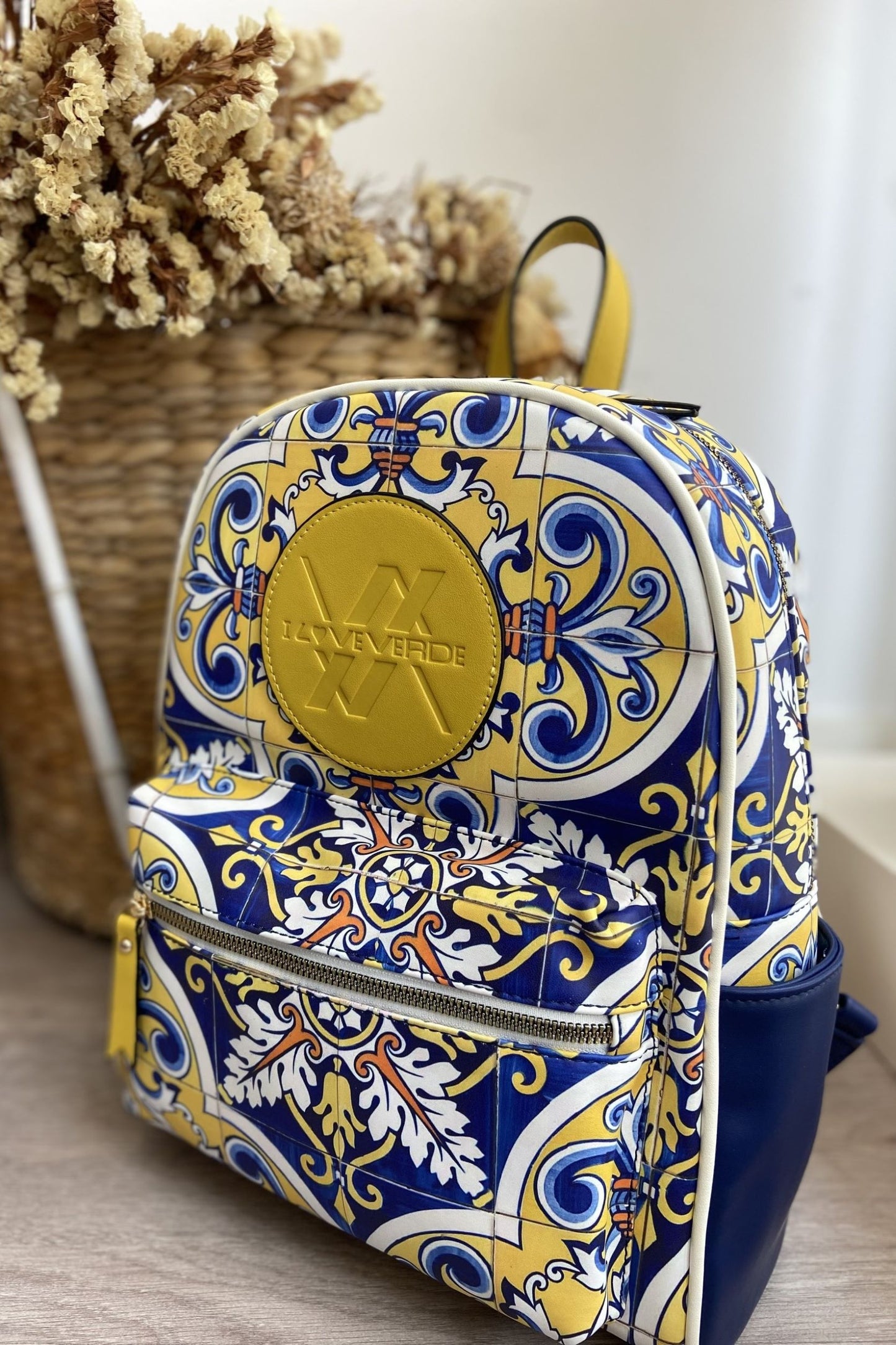 MOCHILA COM ESTAMPADO DE AZULEJOS